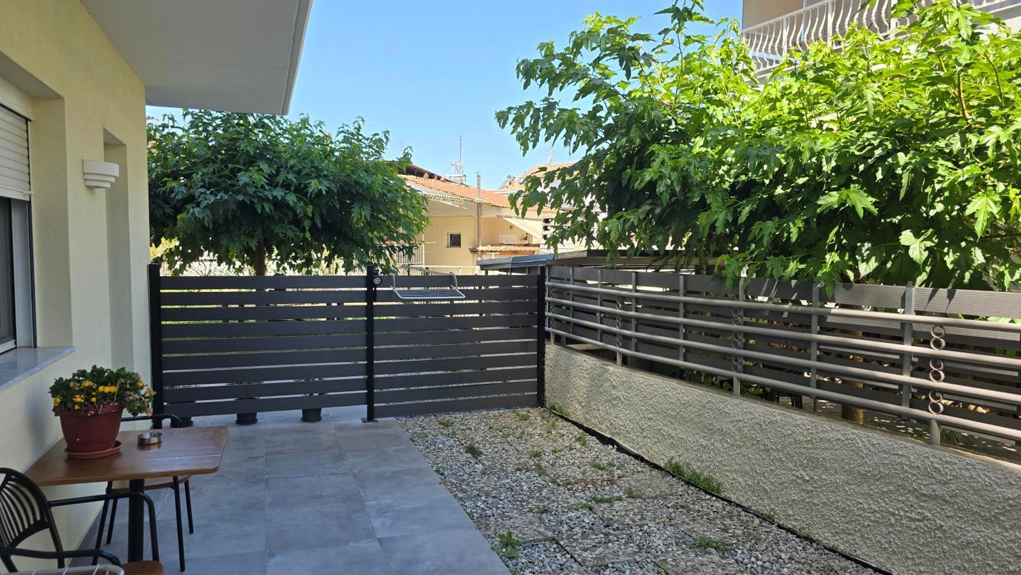Zeta-Garden Oasis & Private Parking By Optimum Link Apartment Катерини Екстериор снимка